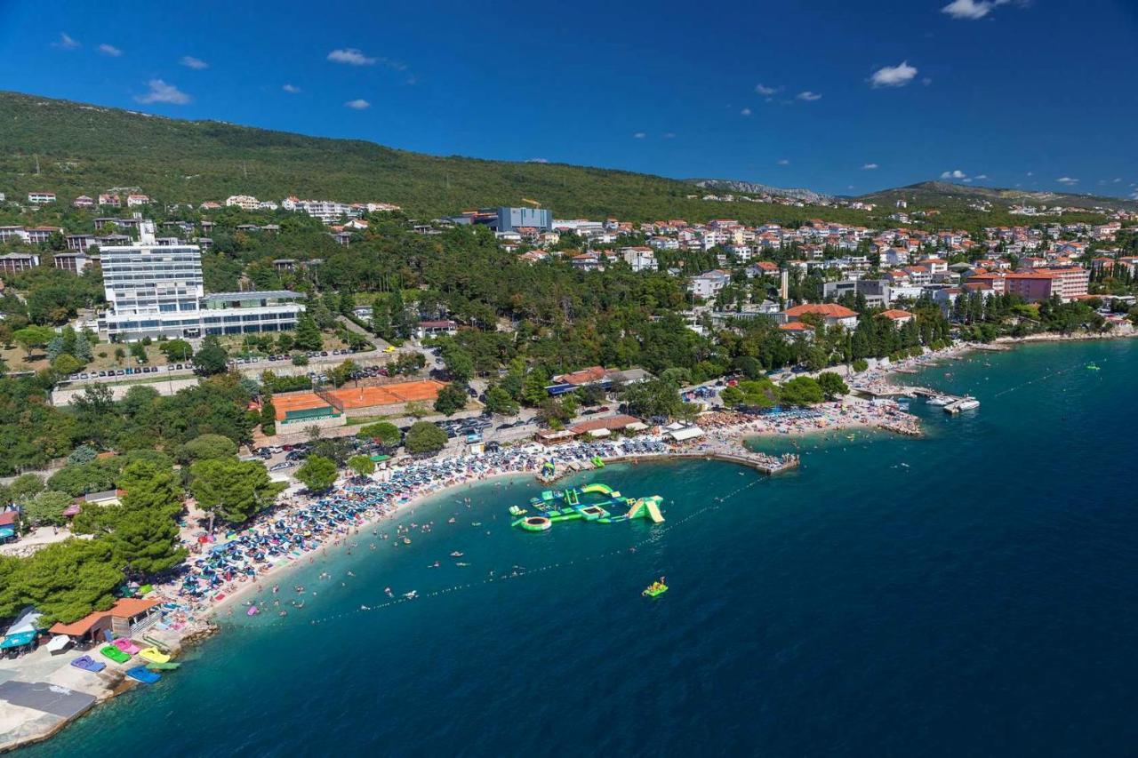 Apartments By The Sea Dramalj, Crikvenica - 2376 Eksteriør billede